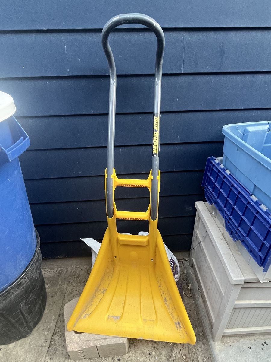 Big Snow Shovel