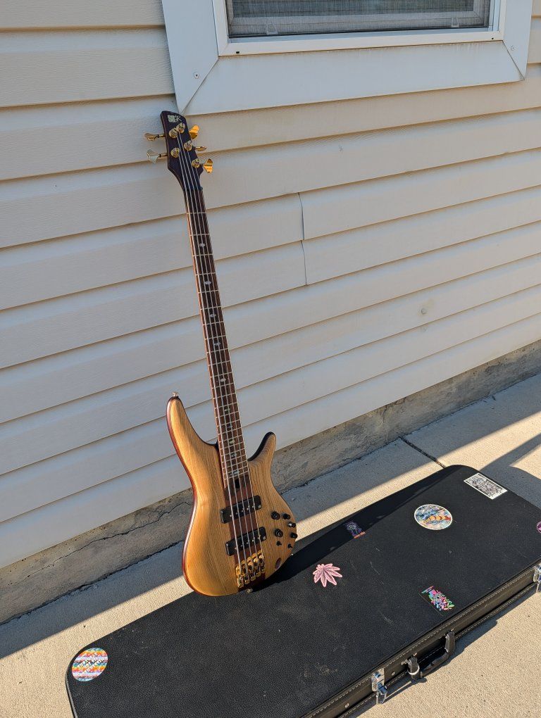 Ibanez SR1305 Premium 5-String Bass Flat Natural With Hard Case