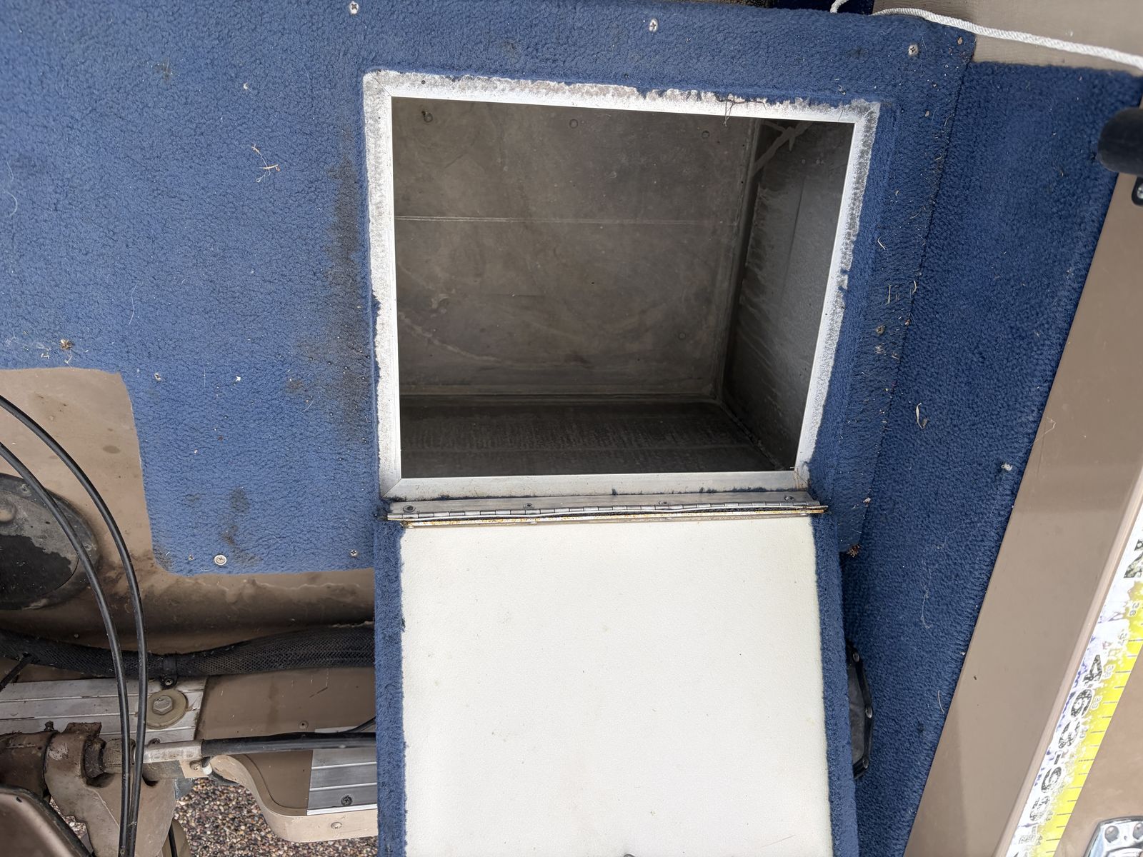 Main image 12