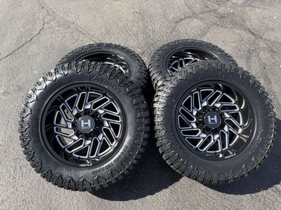 New 35x12.50r20 RT Hostile H116 8x170 Ford F350 8