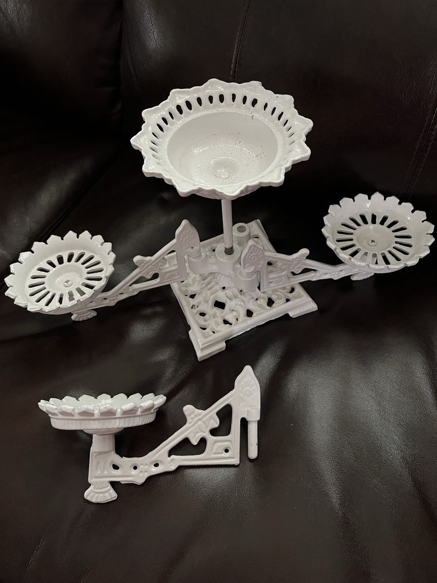Main image 3
