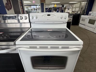 BIG SAVINGS! GOOD CONDITION MAYTAG GLASS TOP RANGE