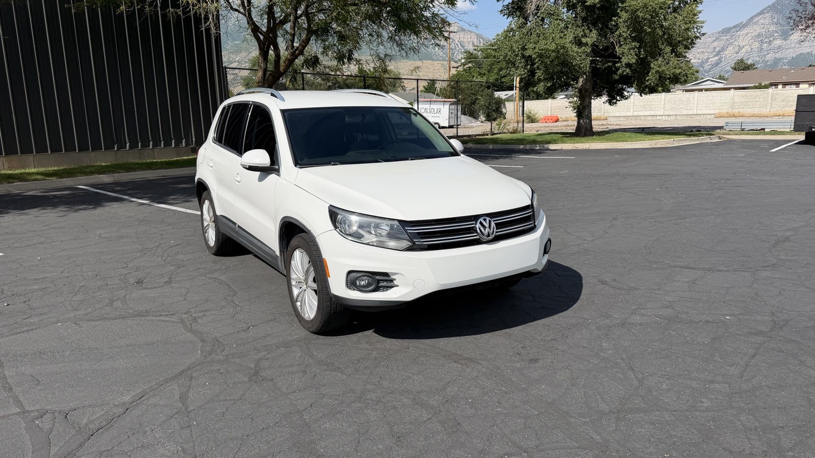 2012 Volkswagen Tiguan 2.0T SE