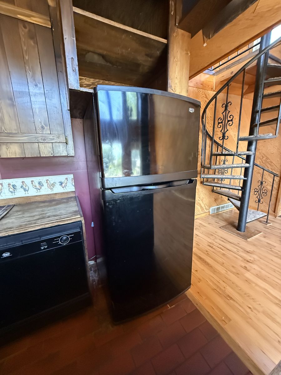Maytag 20 cu. ft. Refrigerator with Automatic Ice Maker