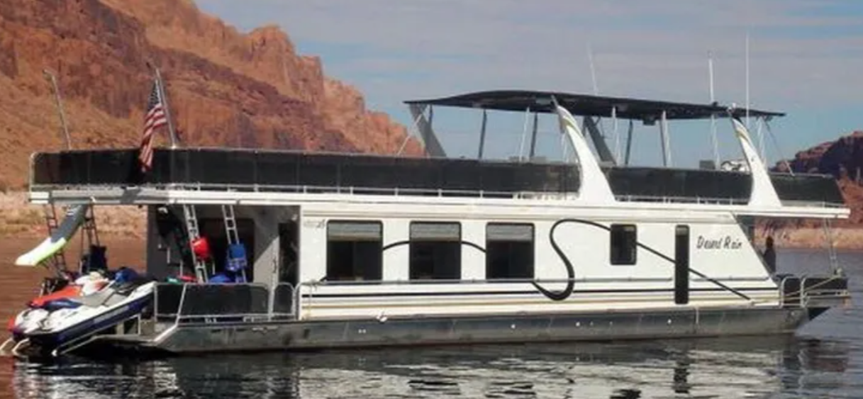 Antelope Point Marina Houseboat *Desert Rain Trip# 8* (July 6-13)
