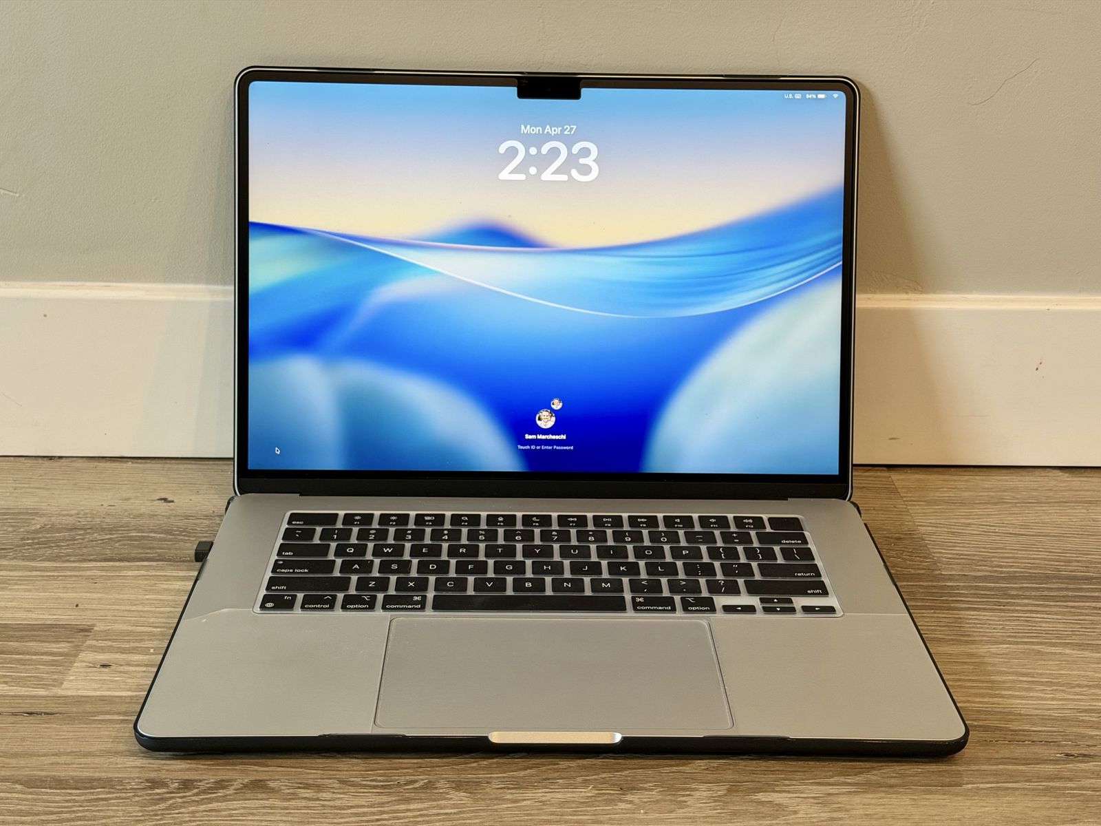 MacBook Air M4 15” + Extras