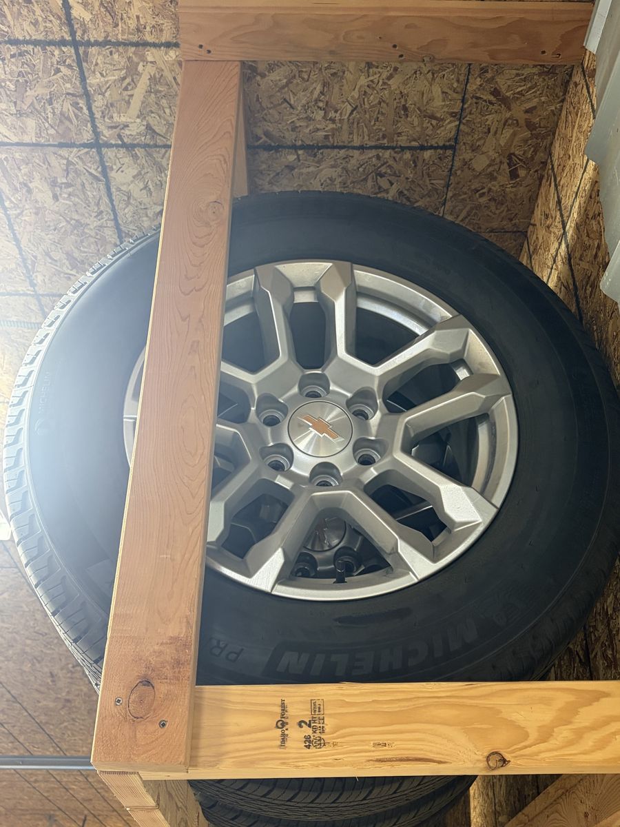 265/65R18 Chevy stocks