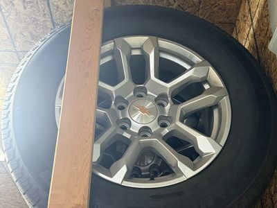 265/65R18 Chevy stocks