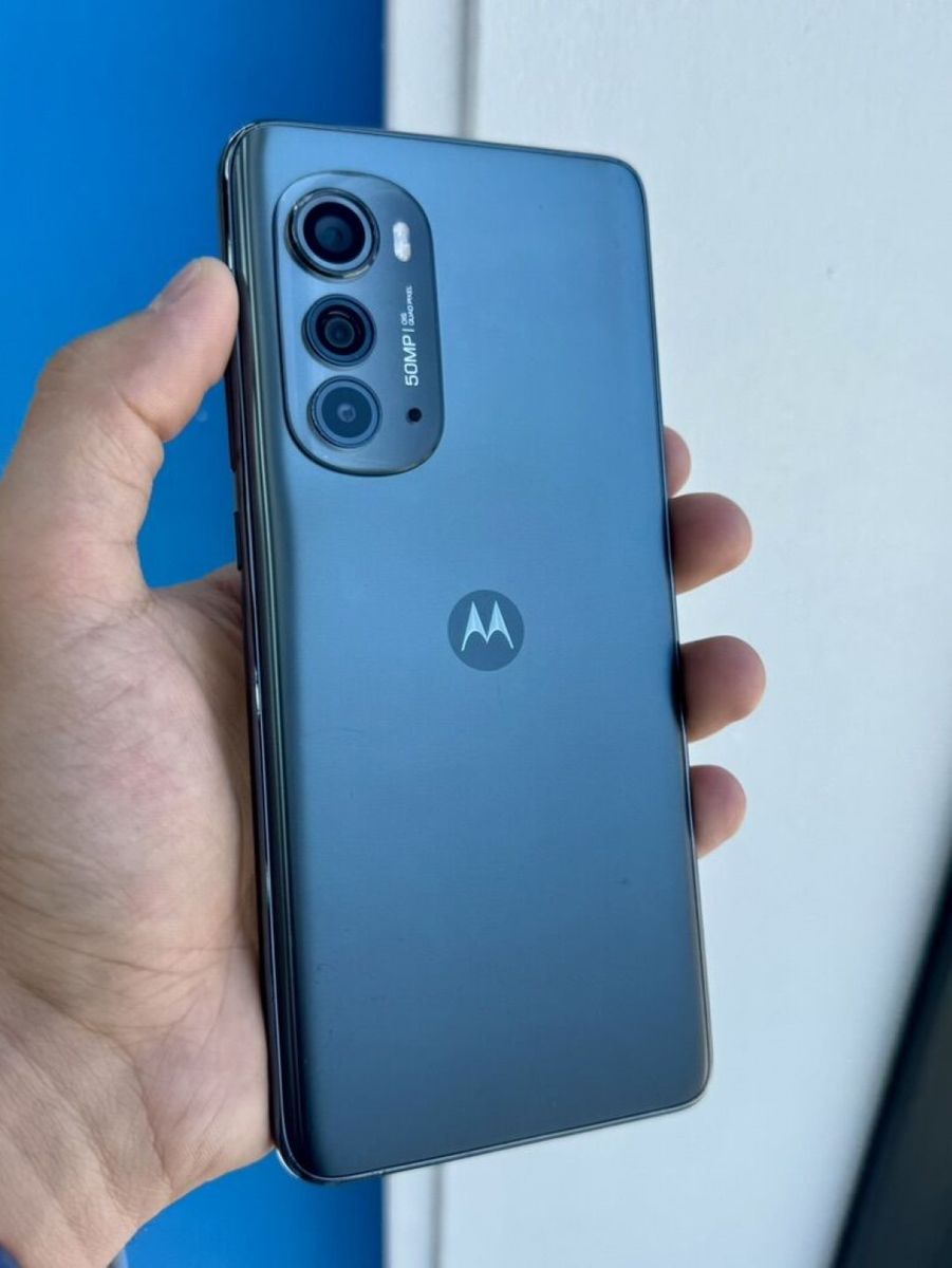Motorola Moto Edge 2022, 128 GB - Unlocked