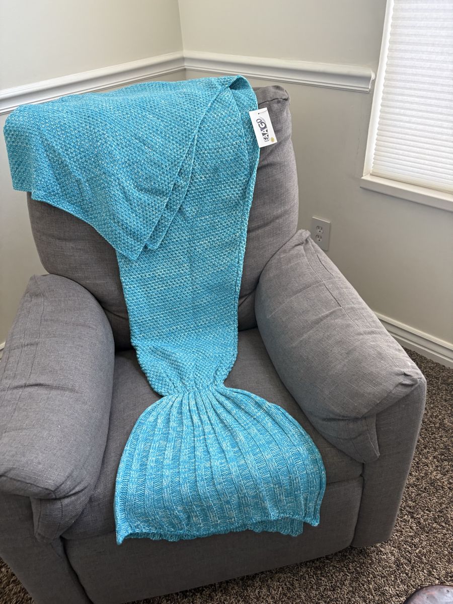Aqua Blue Mermaid Blanket - Brand New