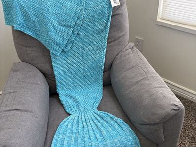 Aqua Blue Mermaid Blanket - Brand New