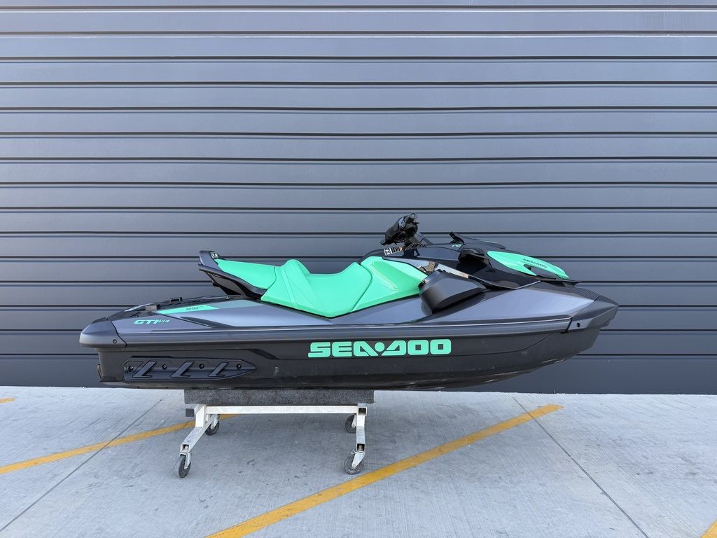2026 Sea-Doo GTI™ SE 170 Tech, Audio, iDF, iBR
