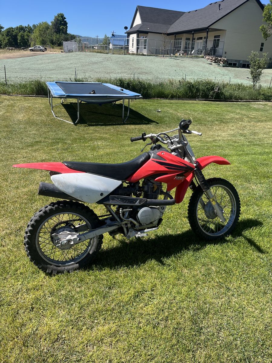 Honda CRF80F7 Dirt Bike - Well Maintained