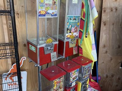 Candy vending machine