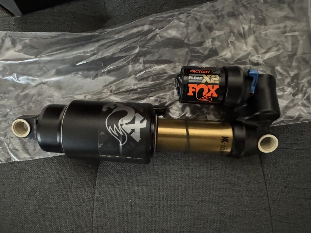 Fox Float X2 Shock