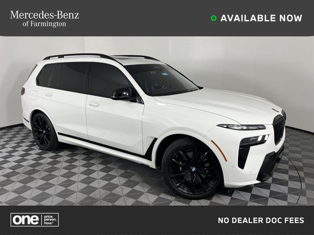2024 BMW X7 M60i