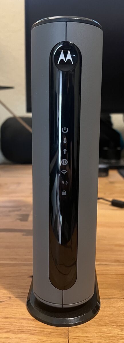 Motorola MG7700 Modem Router combo