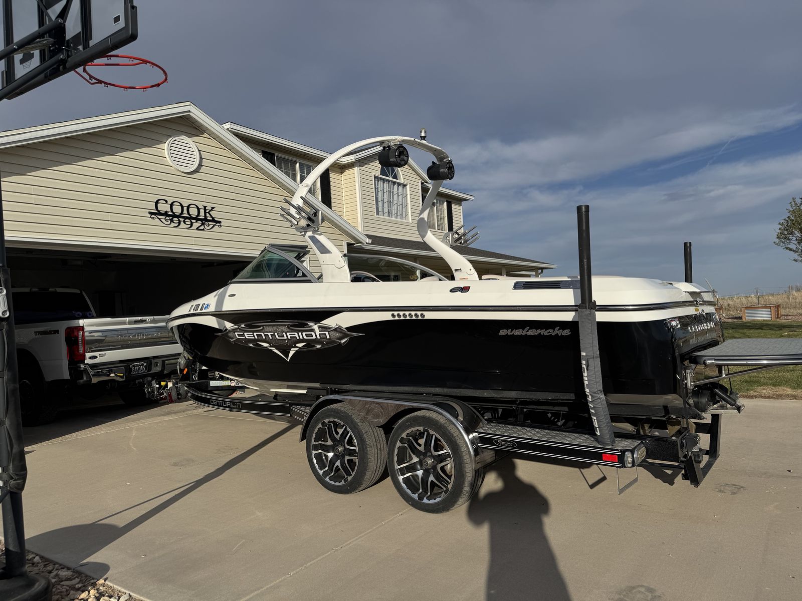 2010 Centurion Abalanche C4 Surf Boat