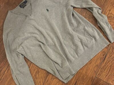 Men's Ralph lauren Size Large Sweater Grey Wool
