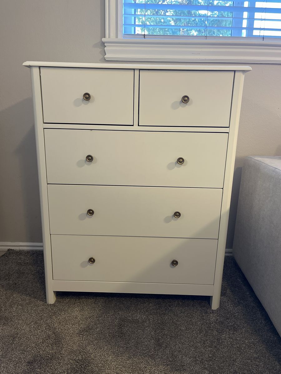 White 5 Drawer Dresser