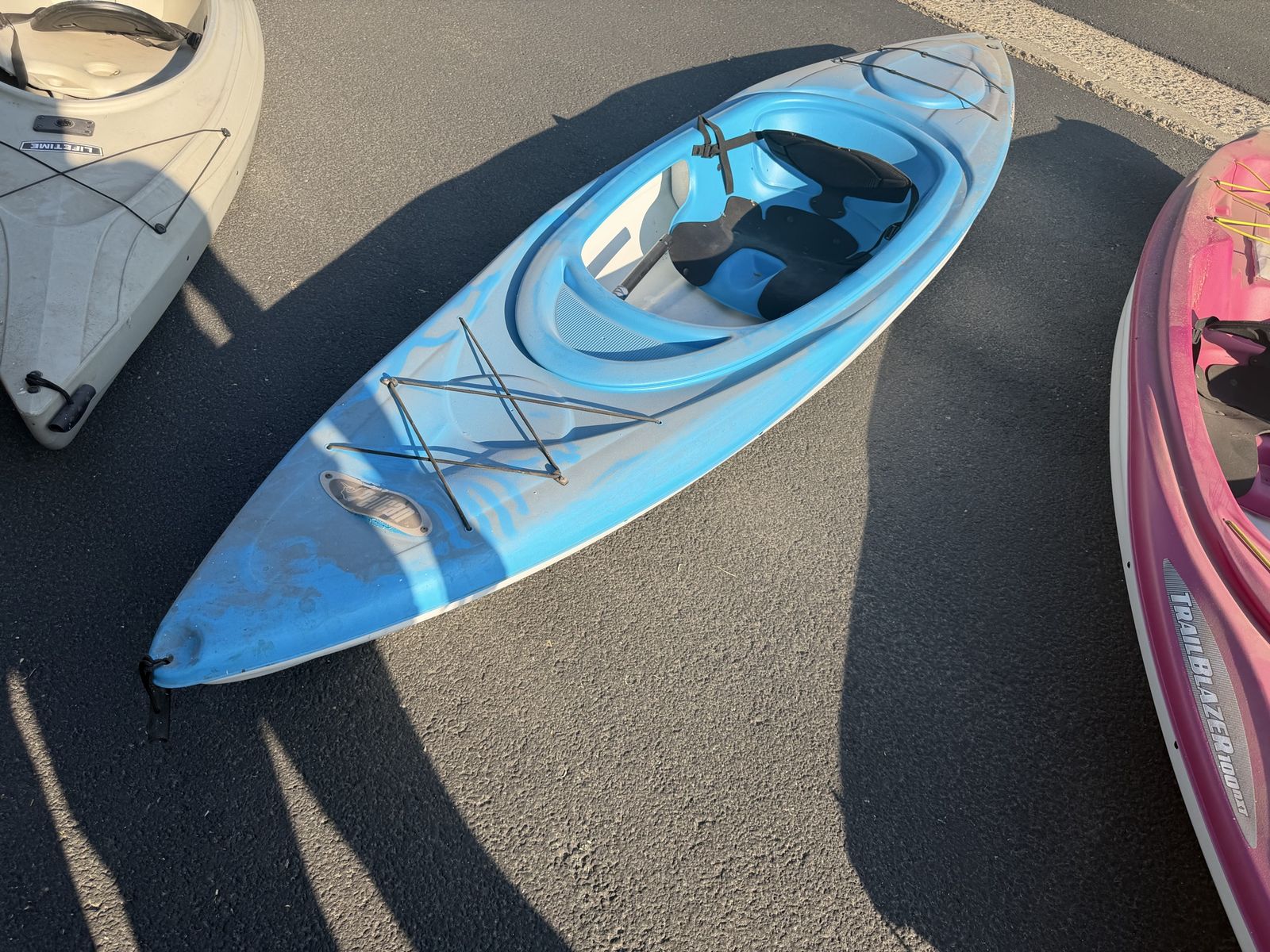 Pelican Trailblazer 100 NXT Sit-In Kayak - Blue/White