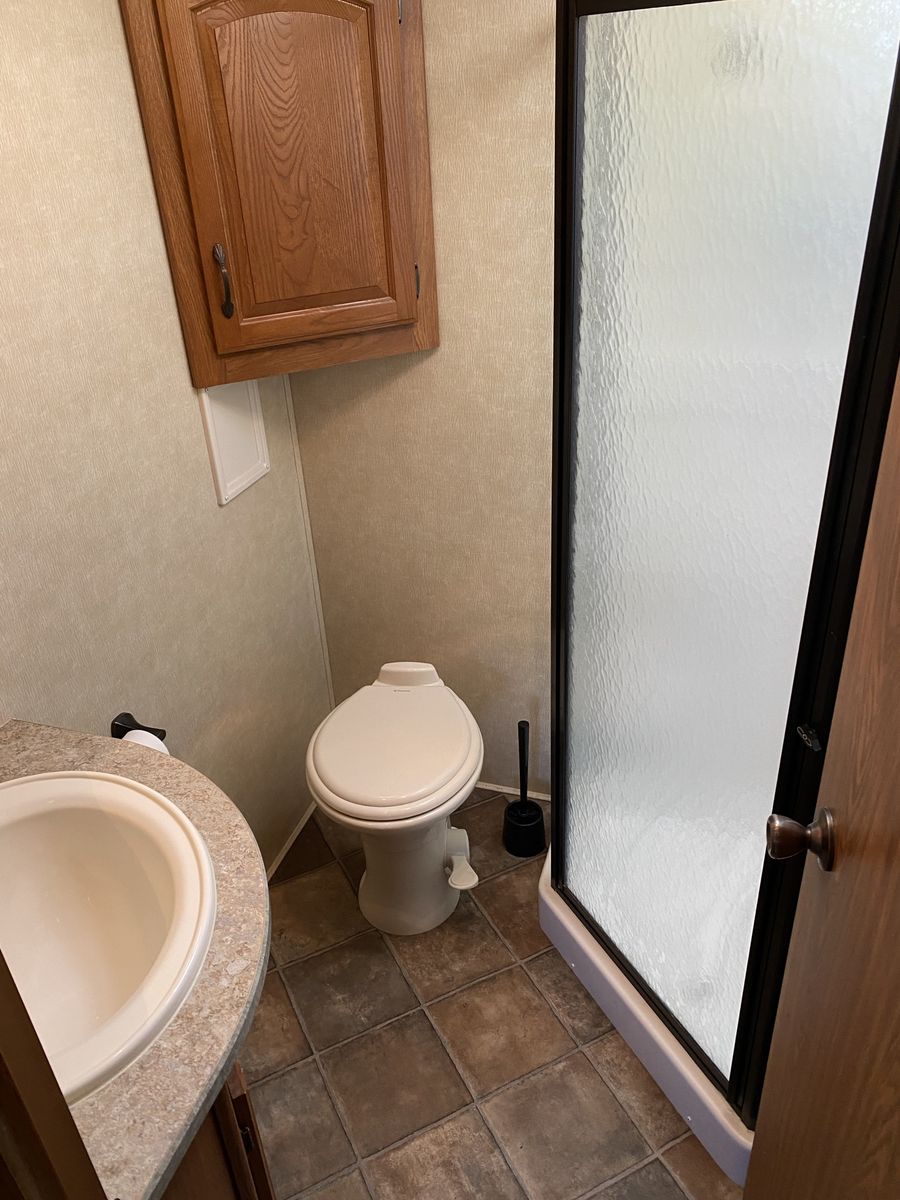 Main image 7