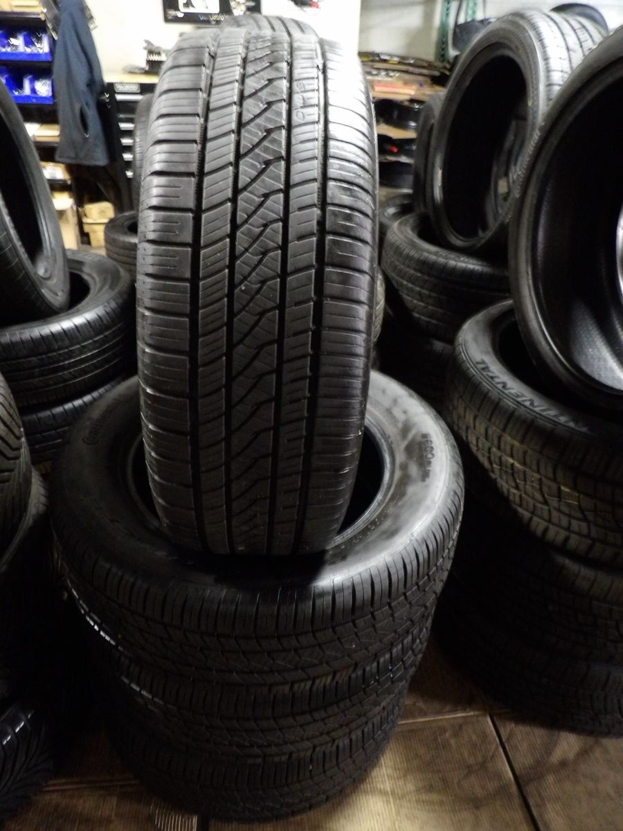 215/60R16 CONTINENTAL PURE CONTACT LS SET OF USED TIRES