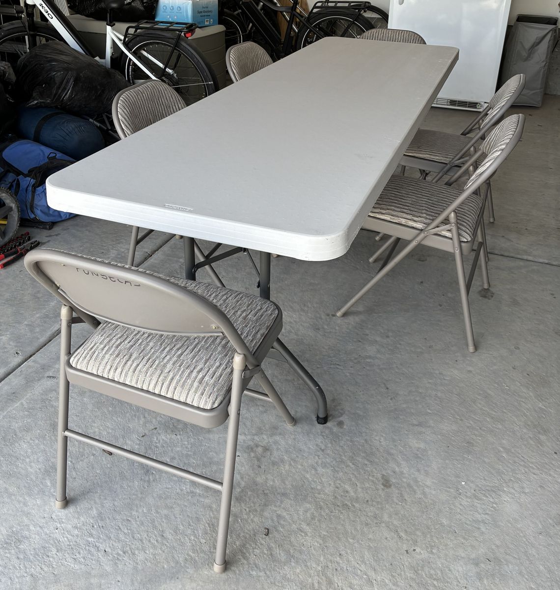 1 LIFETIME table + 6 padded folding chairs