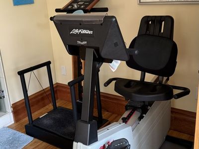 Half Recumbent Bike -Life Cycle 5500