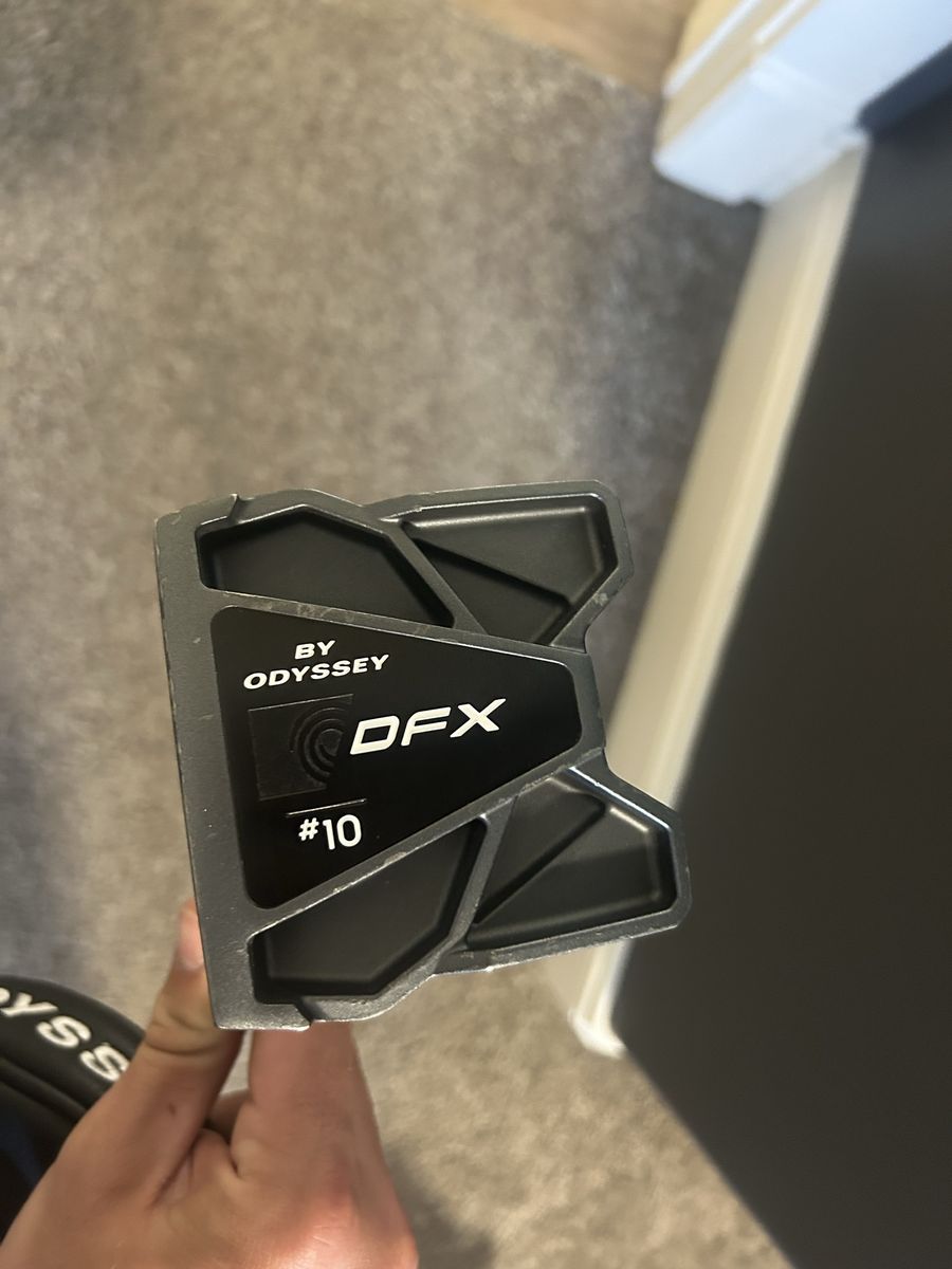 Odyssey DFX put left-handed