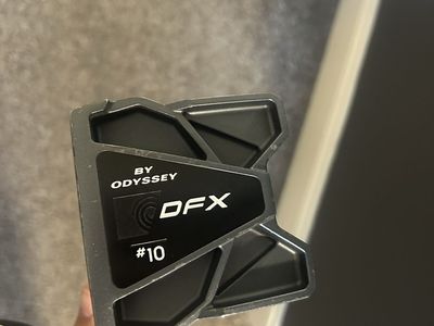 Odyssey DFX put left-handed