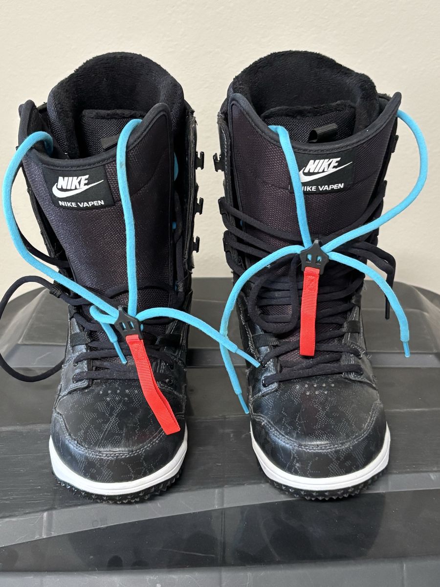 NIKE Vapen Snowboard Boots