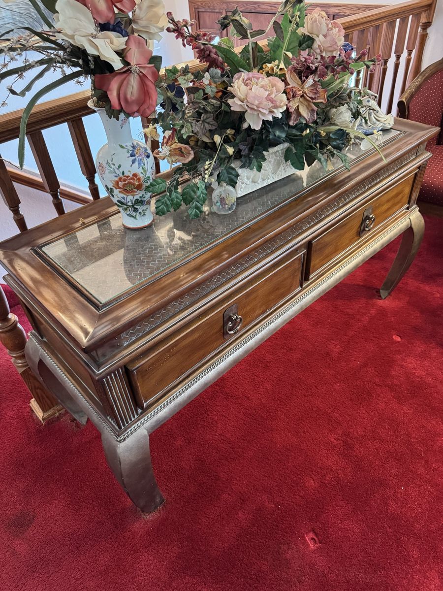 Main image 2