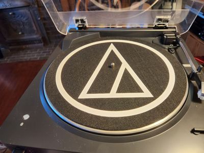Audio Technica AT-LP60-BT Bluetooth Wireless & Wired Turntable includes stereo cable