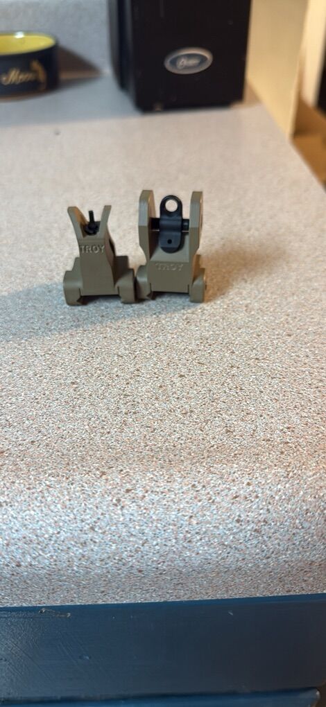 Troy industries m4 fixed sights - fde