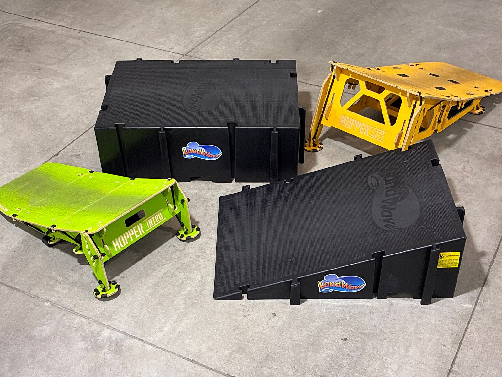 Ninja / MTB Hopper and LandWave ramp / jump set