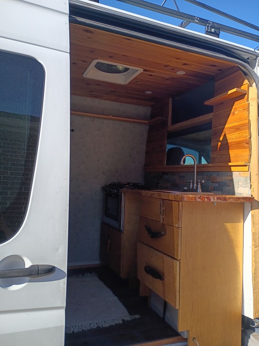 2011 Freightliner Sprinter 2500