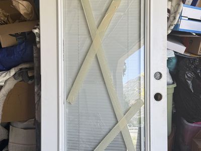 Exterior door w/ internal Blinds