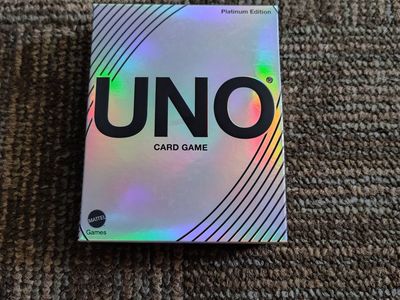 UNO Platinum Edition card game