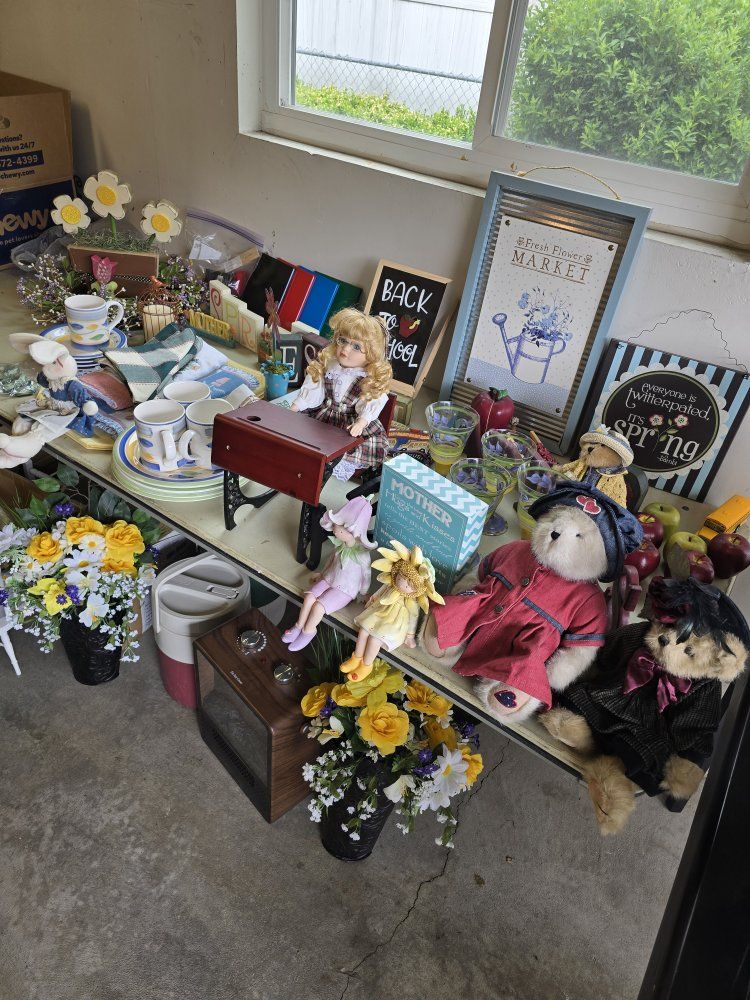 Large Alpine Estate Garage sale!!! This Friday and Saturday!