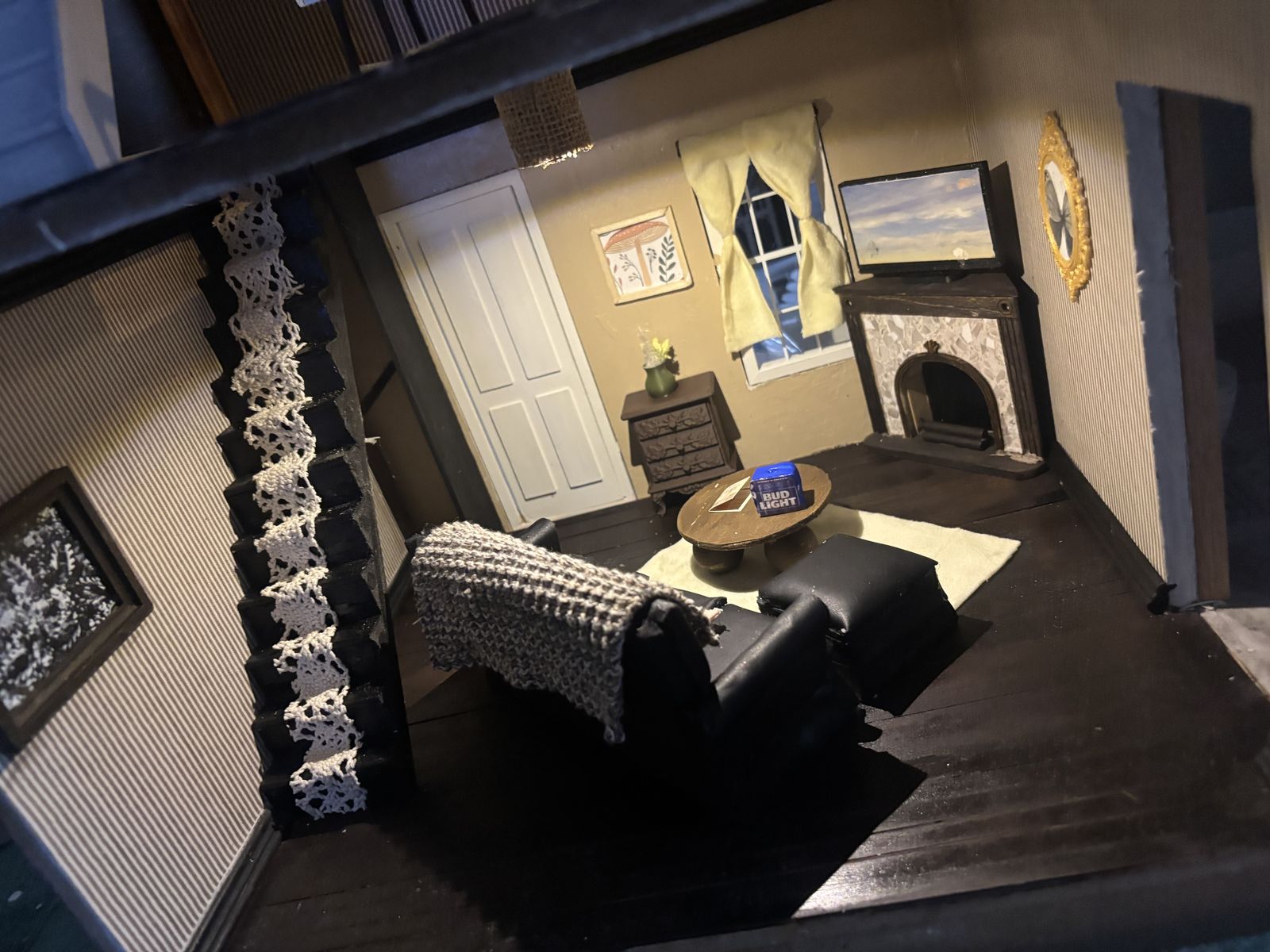 Main image 11