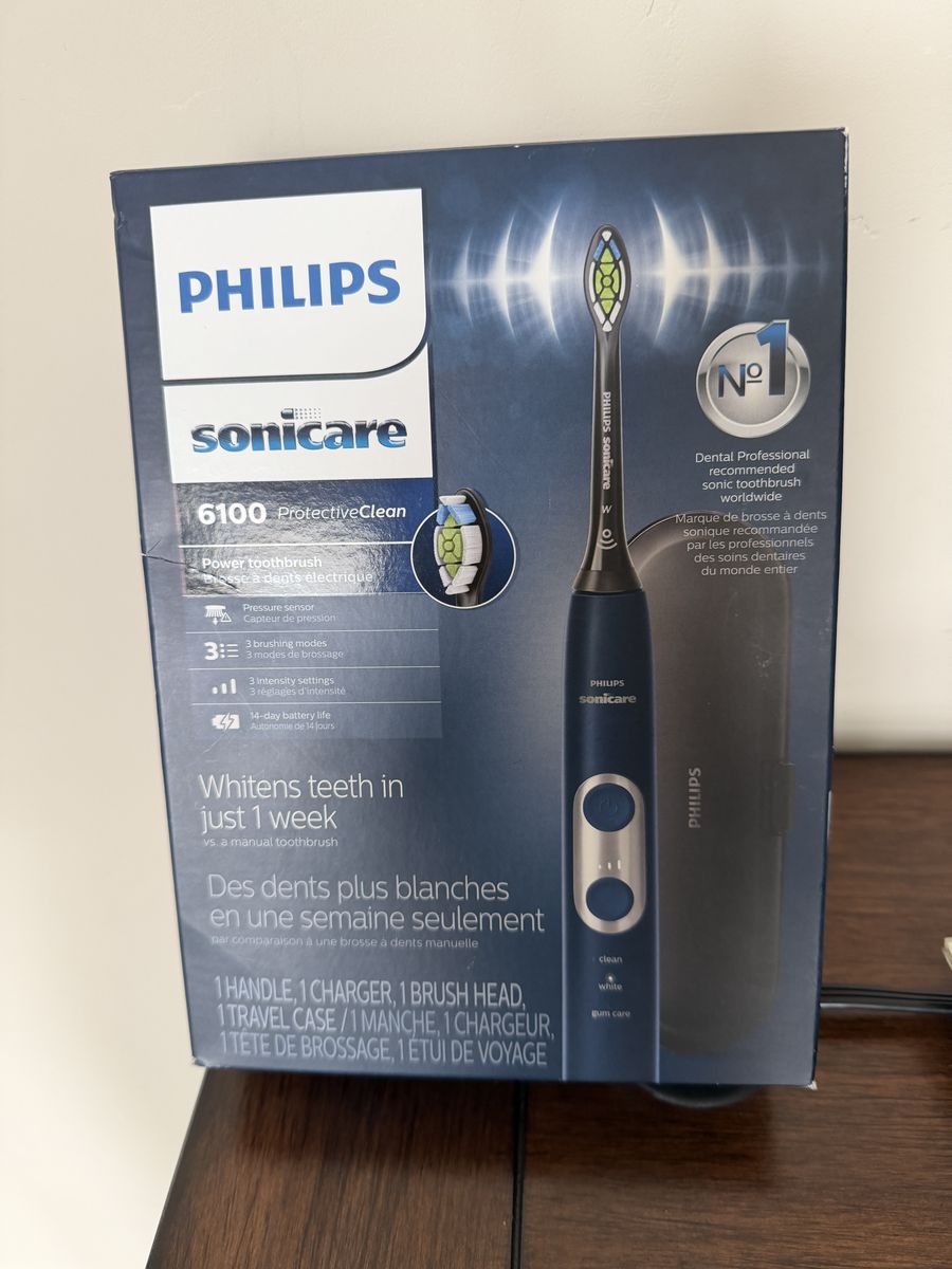 BNIB Philips Sonicare ProtectiveClean 6100 Sonic electric toothbrush