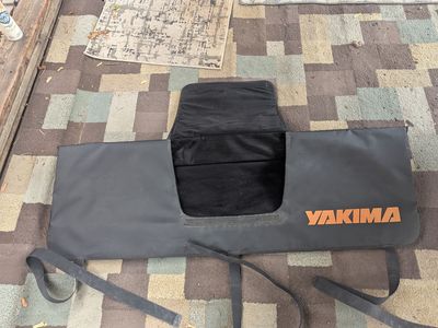 Yakima rear bumper cover for bikes