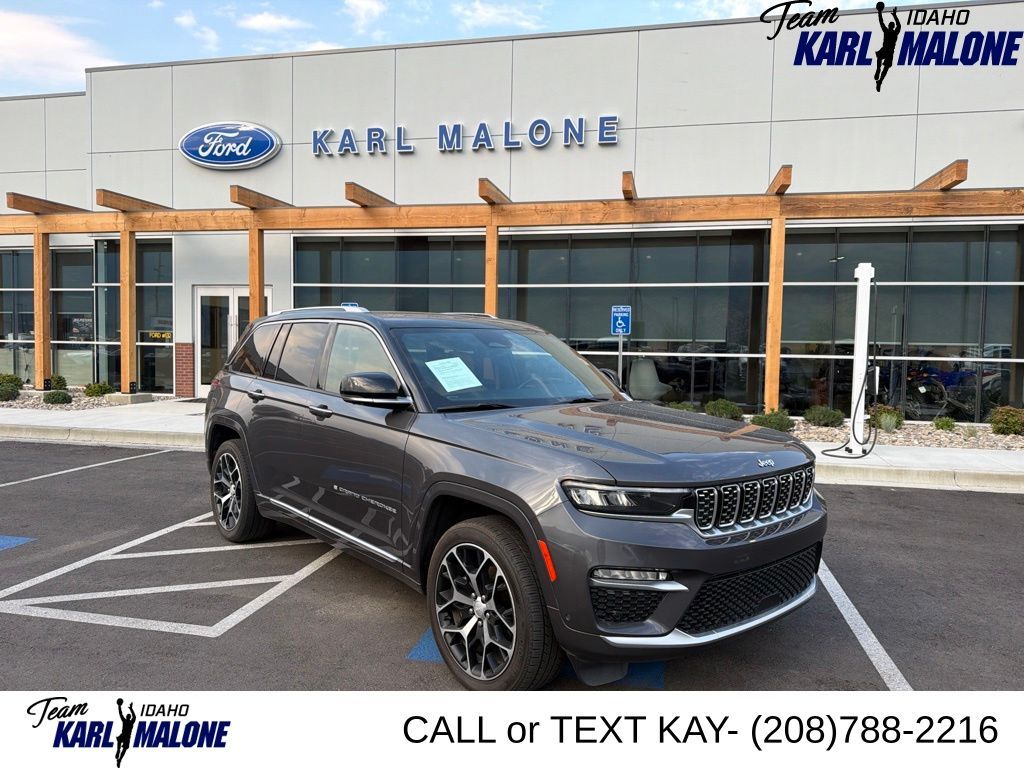2022 Jeep Grand Cherokee Summit Reserve