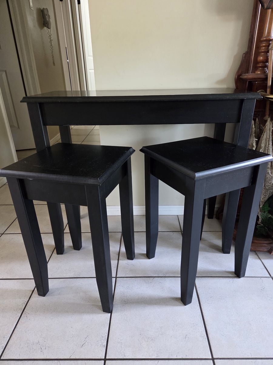 SHAKER style Table