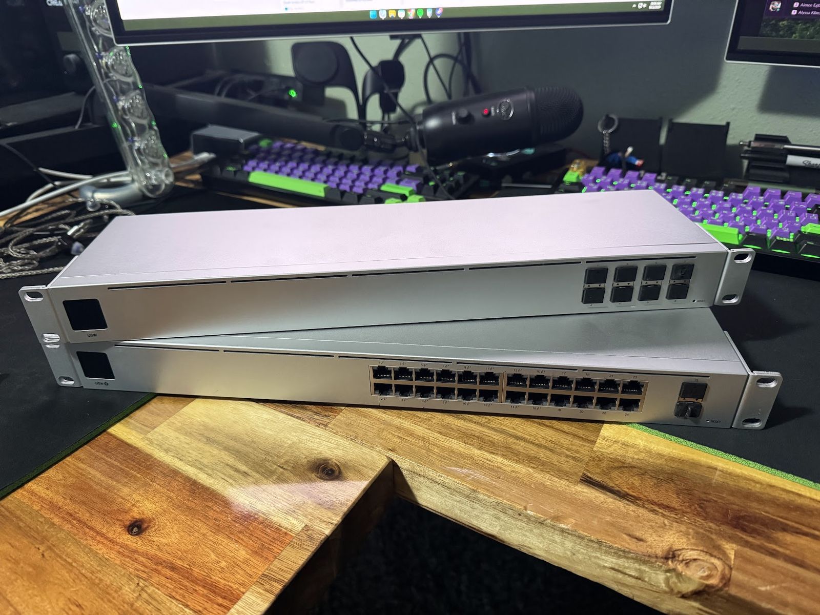 Ubiquiti aggregation 10g and USW-24-POE switches