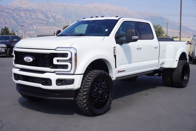 2025 Ford F-450 Platinum