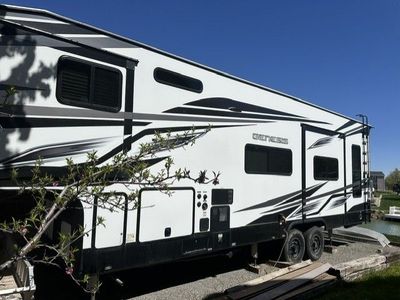 2021 Genesis Supreme 33CKXL