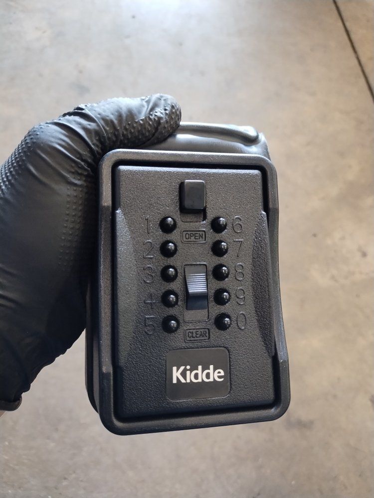 Kidde KeySafe Pro Pushbutton Combination Portable Key Safe, Heavy duty 