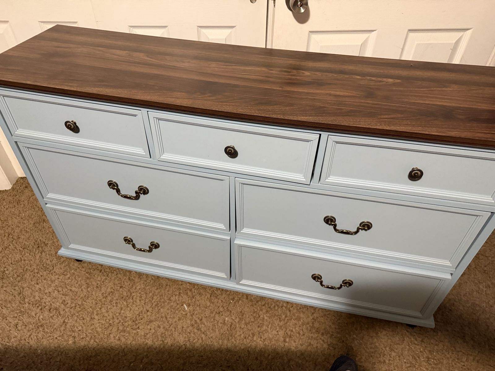 Beautiful 7-Drawer Dresser - Great Condition